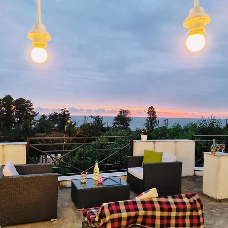 Wonderland Otel Chakvi Dış mekan fotoğraf